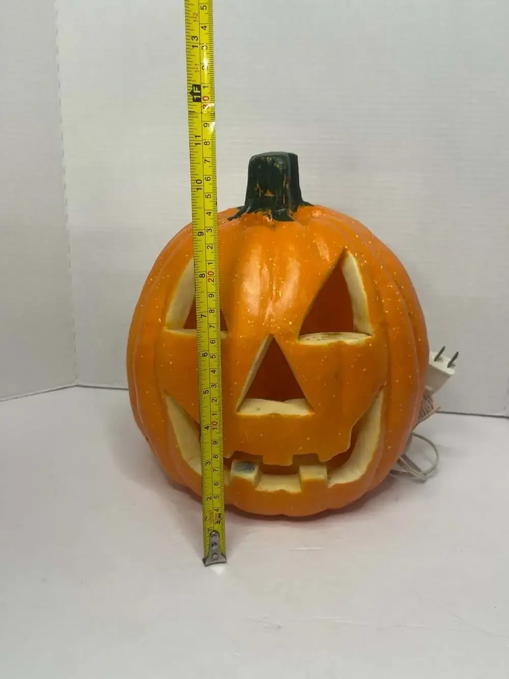 Vintage Halloween Light Up Plastic Mold Jack O Lantern Pumpkin 2001 Works!